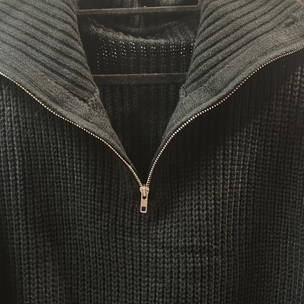 Black knit styled pullover